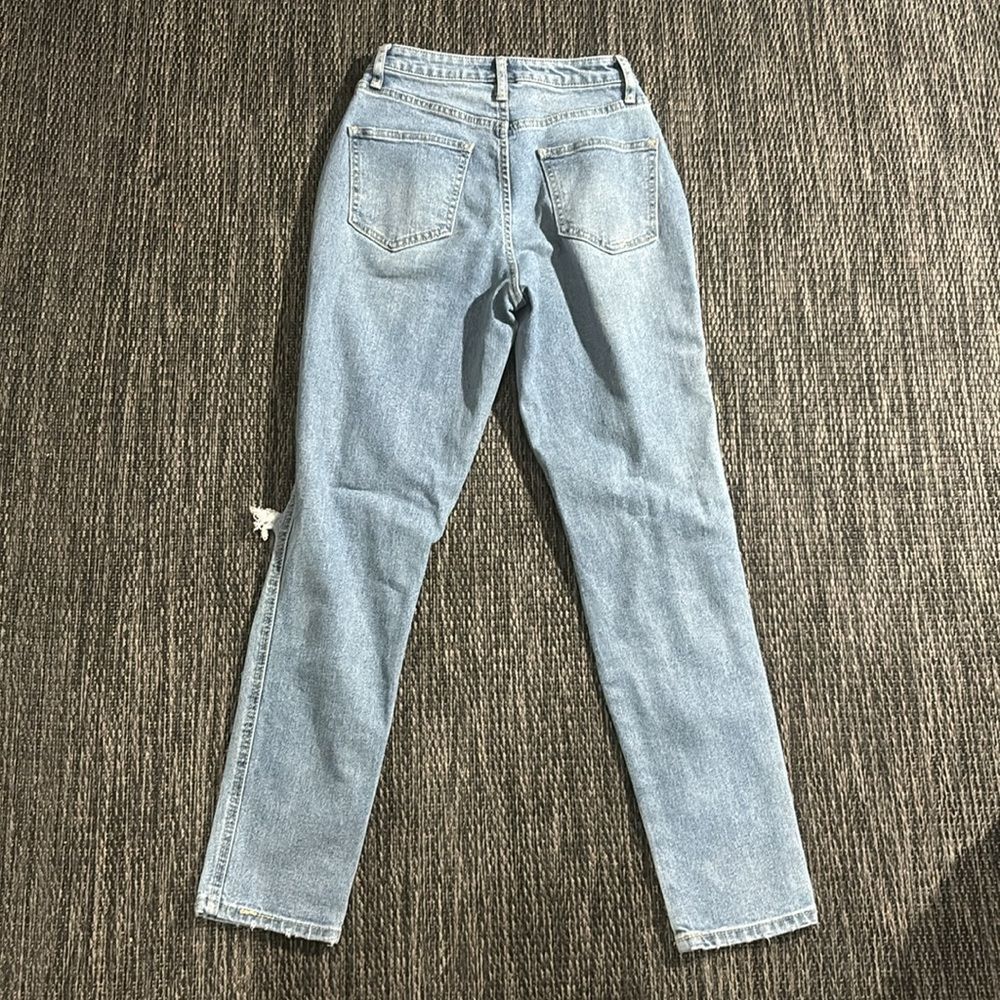 Arizona trading company highest-rise curvy mom jean - Picture 2 of 4